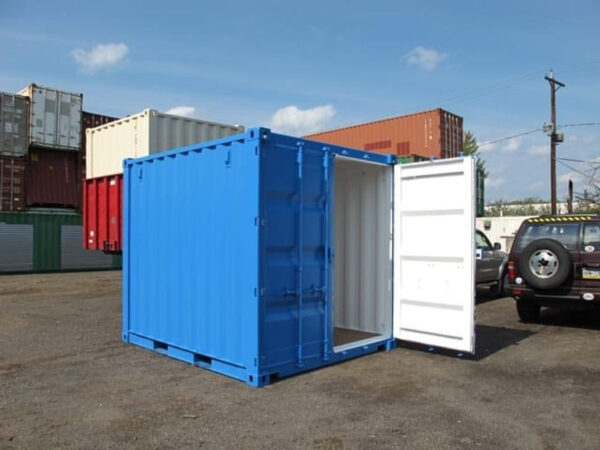 Can be stacked 9 high Cannot be transported on an ISO Chassis Easy to maneuver on at a jobsite or event New One-trip Condition SRA offers sale or long term rental agreements. DuoCon One-tripper (10′ +10′) Steel Shipping Containers